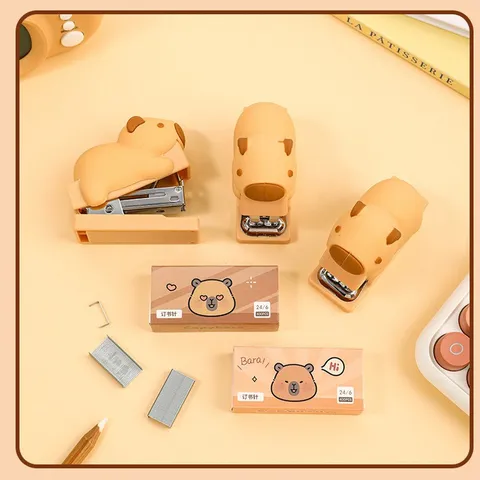 Set de Mini Agrafeuse Capybara Mignon Animal de Dessin Animé Étudiant Bureau Machine à Relier Portable avec Agrafes Papeterie