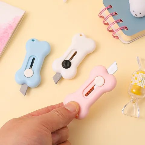 Mini Schattig Botvorm Breekmes ABS SK5 Staal Draagbare Briefopener Doossnijder Kantoor Papiersnijgereedschap