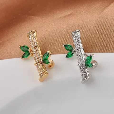 Broche de Cobre con Circonia de Moda Lujo Hoja de Bambú Arce Árbol Margarita Hebilla Anti-Exposición para Ropa Mujer Joyería