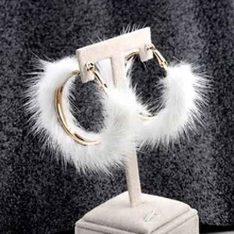 Autumn Winter Large Round Hoop Earrings For Women Mink Fur Geometric Gold Alloy Hoop Earrings Fashion Furry Jewelry Gift