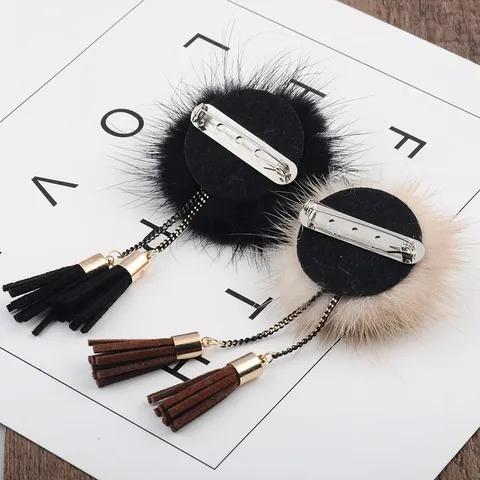 Damen Nerzpelz Ball Quaste Brosche Mode Koreanische Legierung Galvanisierte Mantel Pullover Kleidung Zubehör Winter Schmuck