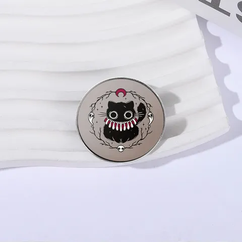 Spilla in Smalto Gatto Nero Gotico Scuro Lega di Zinco Halloween Teschio Fantasma Luna Distintivo per Vestiti Zaino Accessori Gioielli Regalo
