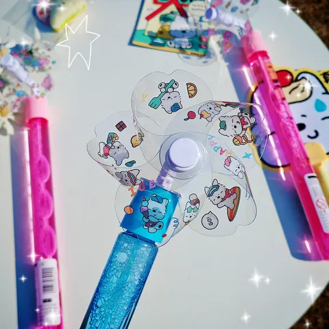 Baguette à Bulles de Moulin à Vent Grand Jouet de Machine à Bulles Portable pour Enfants Mignon Bâton à Bulles de Dessin Animé pour Cadeau Garçons Filles