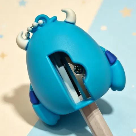 Taille-Crayon Mignon Petit Monstre Dessin Animé Portable Mini Manuel Fournitures Scolaires Cadeau pour Étudiant