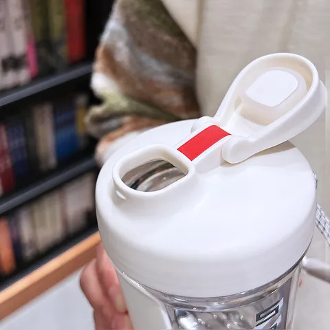 Große Kapazität Plastik Shaker Flasche Ausfallsicher Proteinpulver Schüttelbecher Fitness Sport Wasserflasche Mit Mischkugel