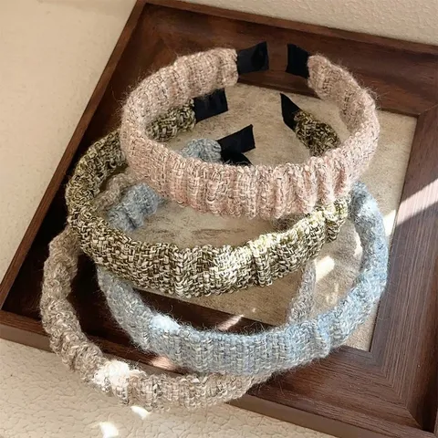 Zoete Handgeweven Garen Haarband Voor Vrouwen Brede Rand Geplooid Haarkruis Winter Warm Effen Kleur Breien Haaraccessoires
