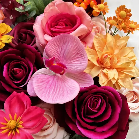 Boîte Cadeau de Fleurs Artificielles Bouquet de Fleurs en Soie Pour Décoration Maison Saint-Valentin Fête de Mariage Arrangement Floral