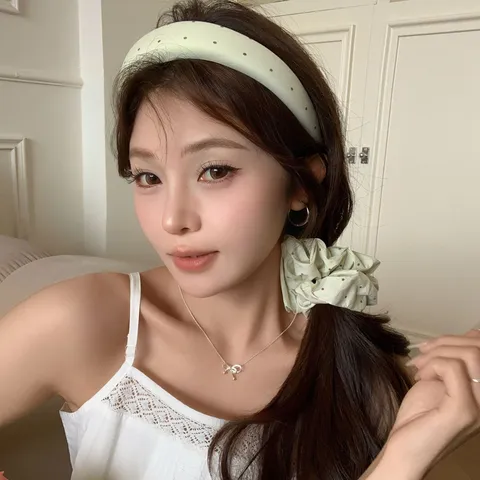 Gevoerde Stirnband met Stippen Spons Haarklem Verse Crèmekleur Dikke Stirnband Retro Stof Scrunchie Haaraccessoires Voor Vrouwen