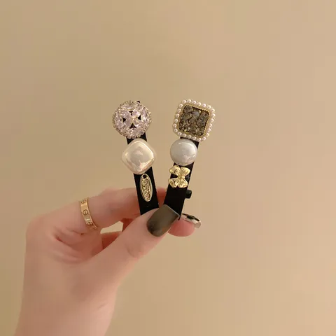 Pince à Cheveux Vintage en Alliage Perle Artificielle et Strass Élégante Nœud Papillon Camélia Barrette Latérale Accessoire Femmes Bijoux