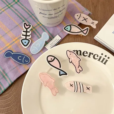 Ocean Series Fish Dolphin Acrylic Hair Clips Women Sweet Dopamine Fishbone Bangs Side Clips Cute Hair Accessories