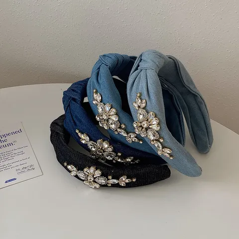 2025 Neuer Leichter Luxus Denim Strass Haarreif Hoher Cranial Top Verdrehtes Knoten Handgefertigt Blumen Strass Eingelegtes Stirnband Für Damen