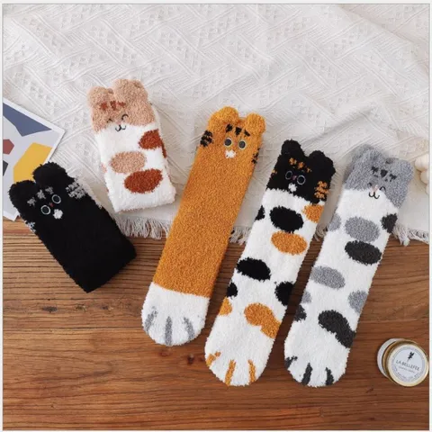 Damen Korallenfleece Katzenpfote Mittlere Socken Dicke Warme Bestickte Tiermuster Schlafsocken Boden Socken Für Zuhause Winter