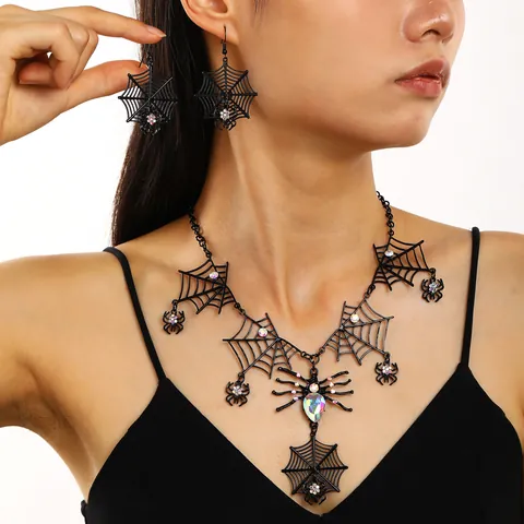 Halloween Gothic Black Spider Web Necklace Alloy Red Rhinestone Pendant Jewelry For Women Punk Exaggerated