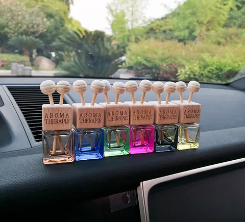 Car Air Vent Perfume Bottle Colorful Square Glass Essential Oil Diffuser Empty Bottle With Wood Cap And Clip For Auto Interior