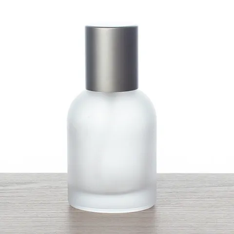 Frosted Glass Perfume Spray Bottle Cosmetic Refillable Empty Container With Wooden And Grey Cap Travel Dispenser