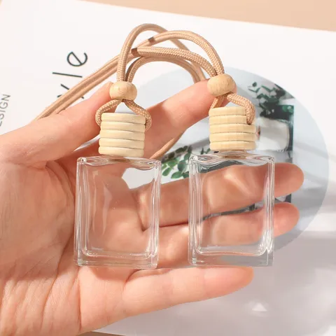 Ciondolo in Vetro per Bottiglia di Profumo per Auto Bottiglia per Aromaterapia Vuota Specchietto Retrovisore Ornamento Sospeso Decorazione in Vetro