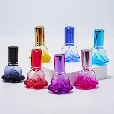 Flacone di Profumo in Vetro a Forma di Fiore di Rosa Contenitore di Profumo Vuoto Ricaricabile Portatile Fiala Atomizzatore