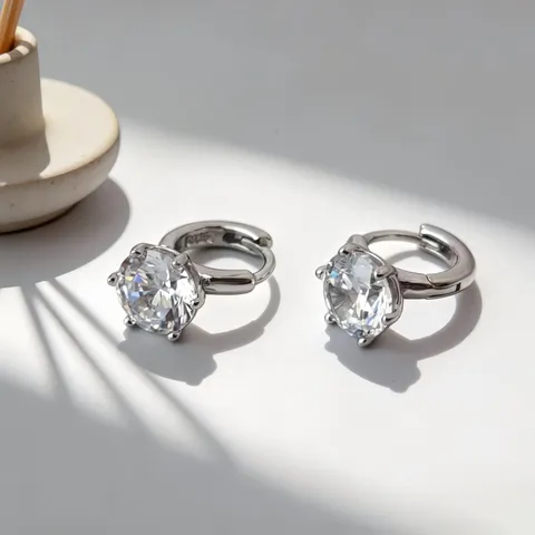 Pendientes Huggie Pequeños de Plata de Ley 925 Mini Hebilla de Oreja con Strass Joyería Simple Apilable para Mujer