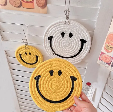 Ins Style Cute Cartoon Smiling Face Woven Cotton Rope Coaster Heat Insulation Table Mat Minimalist Kitchen Dining Decor