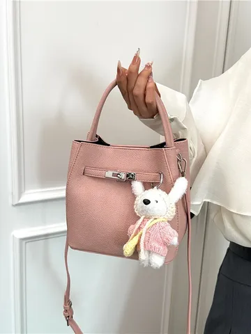 Vintage Litschimuster Beuteltasche Mit Schloss Für Damen PU-Leder Handtasche Umhängetasche Inklusive Kaninchen-Anhänger