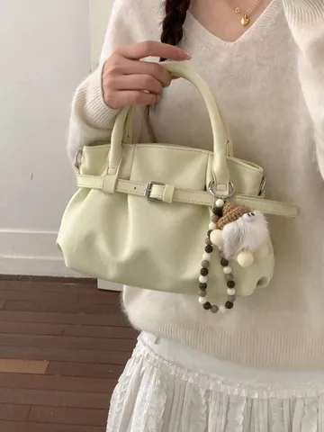 Damen Retro Falten Gürtel Design Handtasche Einfarbig Weich PU Leder Schulter Umhängetasche Mit Plüsch Anhänger