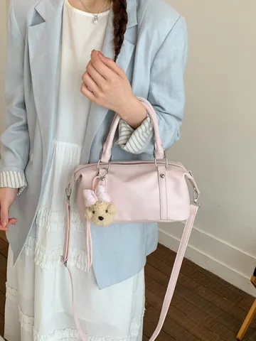 Sac Oreiller Boston en Cuir PU pour Femmes Été Petit Sac Fourre-Tout à Main Sac à Bandoulière Avec Pendentif Ours