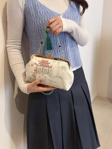 Vintage Embroidery Crossbody Bag Kiss Lock Lace Purse With Bead Chain Strap And Tassel For Women Party Evening Handbag