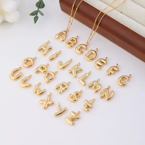 Minimalist Copper Gold Plated Bubble Letter Pendant Necklace Versatile Hip Hop Clavicle Chain Fashion Jewelry Gift for Women Men