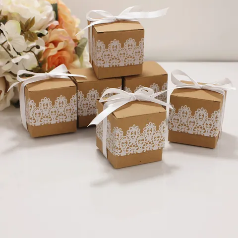 European Style Square Kraft Paper Gift Box With White Lace Print And Ribbon Bow For Wedding Candy And Party Favor Packaging