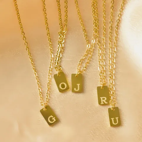 Minimalistischer Edelstahl Buchstabe Anhänger Halskette Vergoldet Quadratisches Etikett Choker Mode Schmuck Geschenk Für Damen Herren