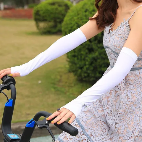 Manicotti di Seta Ghiacciata di Protezione Solare Estiva Protezione UV Ciclismo all'Aperto Guanti Lunghi Senza Dita per Uomo Donna