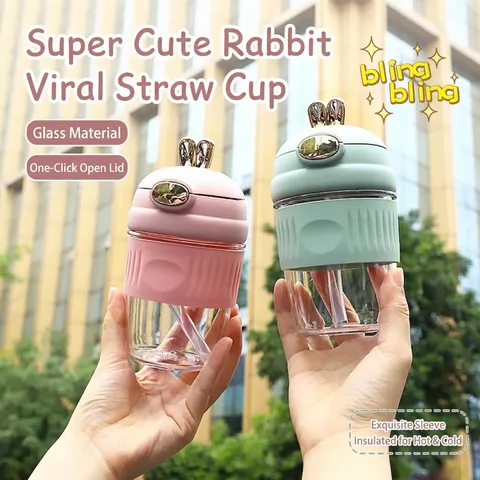 Cartoon Hasenohren Glasbecher mit Strohhalm Borosilikatglas Tragbare Wasserflasche Mit Silikonhülle Für Damen