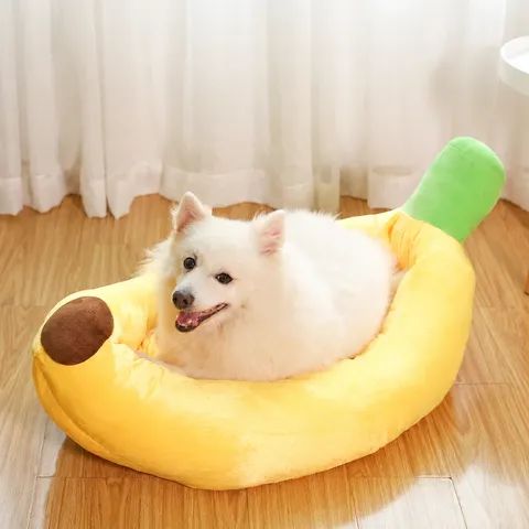 Lit pour Animaux Forme Banane Doux Polaire Chaud Nid de Chat Maison de Sommeil Chien Confortable Design Fruit Mignon Coussin Chiot Tapis