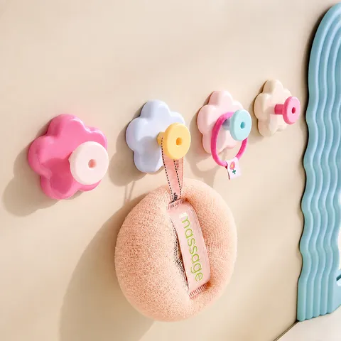 Creative Dopamine Flower Suction Cup Hook Punch Free Seamless Wall Hook Bathroom Towel Key Storage Hanger Home Decor