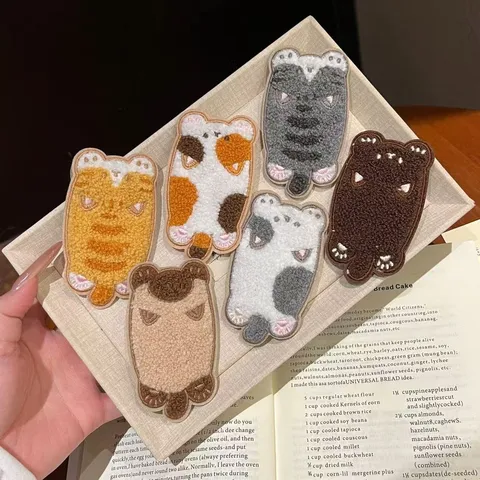 Cute Cartoon Cat Velcro Hair Patch Sweet No Trace Fringe Grip Chenille Embroidery Kitty Hair Clip For Women Girl Accessory