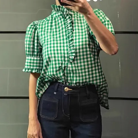 Blusa Casual de Cuadros con Volantes y Manga Corta y Cuello en V para Mujer Verano Ajustada Estilo Dulce Top de Poliéster