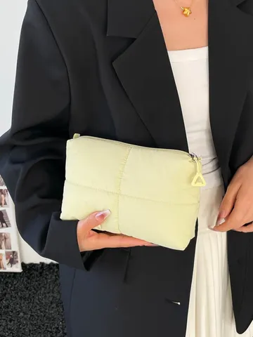 Gesteppte Puffer-Kosmetiktasche Nylon Wattierte Clutch Handtasche Für Damen Nischen-Design Mode Reise Kosmetik-Organizer Tasche