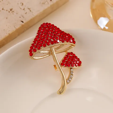 Elegant Rhinestone Mushroom Brooch Creative Plant Pin Alloy Inlaid Jewelry For Suit Jacket Women Accessory Botanical Pin