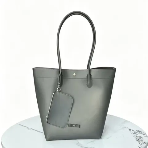 Women TPU Waterproof Jelly Tote Bag Large Capacity Transparent Shoulder Bag Minimalist Beach Vacation Commuter Sub-bag