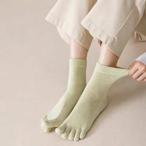 Women Cotton Split Toe Socks Spring Summer Thin Breathable Sweat-Absorbing Deodorizing Mid Calf Five Finger Socks