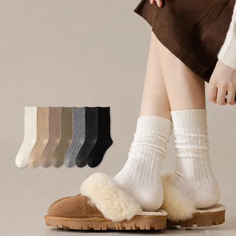 Thickened Warm Wool Socks Women Winter Cable Knit Thermal Anti-Pilling Mid-Tube Crew Socks Casual Fashion Footwear