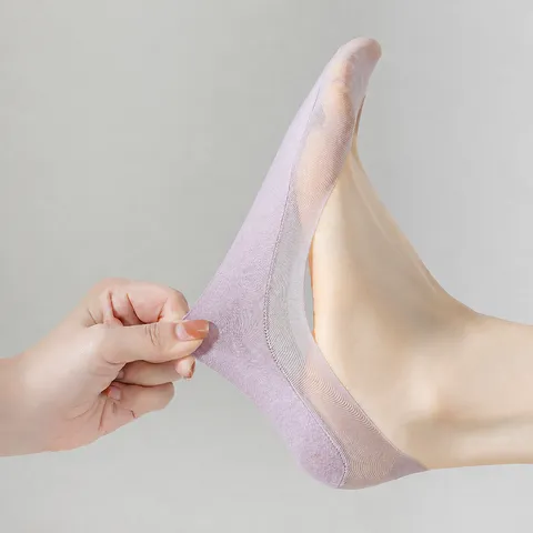 Women's Thin Ice Silk Boat Socks Summer Breathable Invisible No Show Socks Pure Cotton Bottom Anti-Slip Low Cut Foot Socks