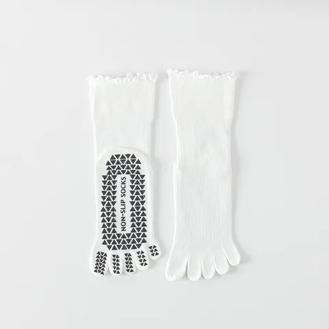 Chaussettes d'Orteils Antidérapantes pour Femmes Cinq Doigts Sport Pilates Yoga Coton Mi-Mollet Chaussettes à Poignée pour Fitness