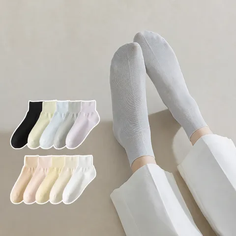 Damen Reine Baumwolle Lässige Kurze Socken Atmungsaktive Einfarbige Bequeme Lose Bündchen Alltagssocken