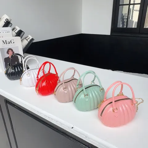 Sac à Main Créatif en Forme de Citrouille en PVC pour Femmes Sac Bandoulière Nuage Plissé Avec Chaîne Dorée Petit Sac Mode