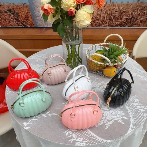 Sac à Main Créatif en Forme de Citrouille en PVC pour Femmes Sac Bandoulière Nuage Plissé Avec Chaîne Dorée Petit Sac Mode