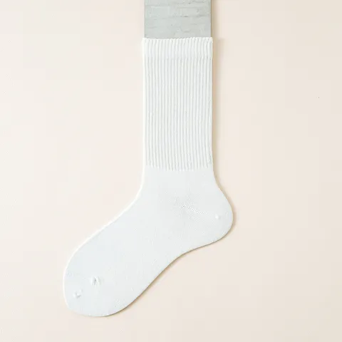 Women's Casual Solid Color Crew Socks Autumn And Winter Comfortable Breathable Long Cotton Socks Daily Wear Hosiery