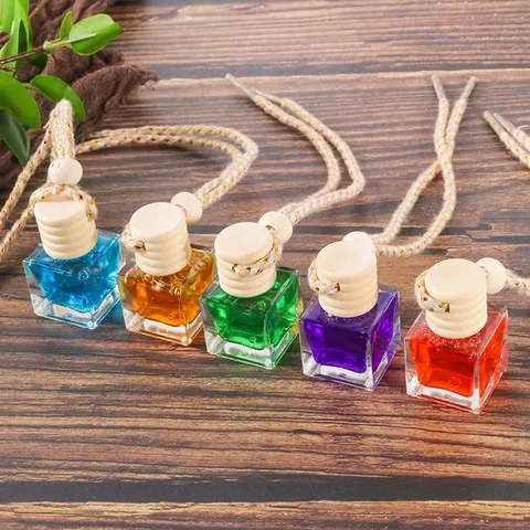Car Perfume Bottle Pendant Square Glass Aromatherapy Diffuser Hanging Ornament For Vehicle Interior Home Decor