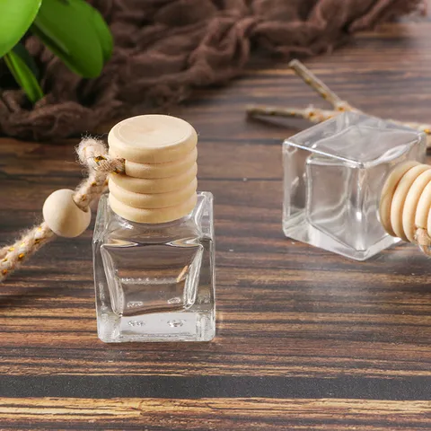 Square Glass Car Perfume Bottle Empty Essential Oil Diffuser Pendant Hanging Ornament Transparent Car Interior Decor
