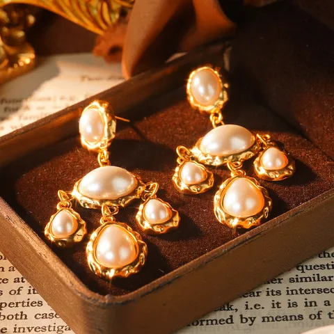 Vintage French Palace Gold Poodle Bird Brooch With Artificial Pearl Rhinestone Stud Earrings Set For Women Baroque Animal Jewelry